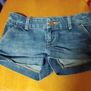 CUTE AMERICAN EAGLE SHORTS